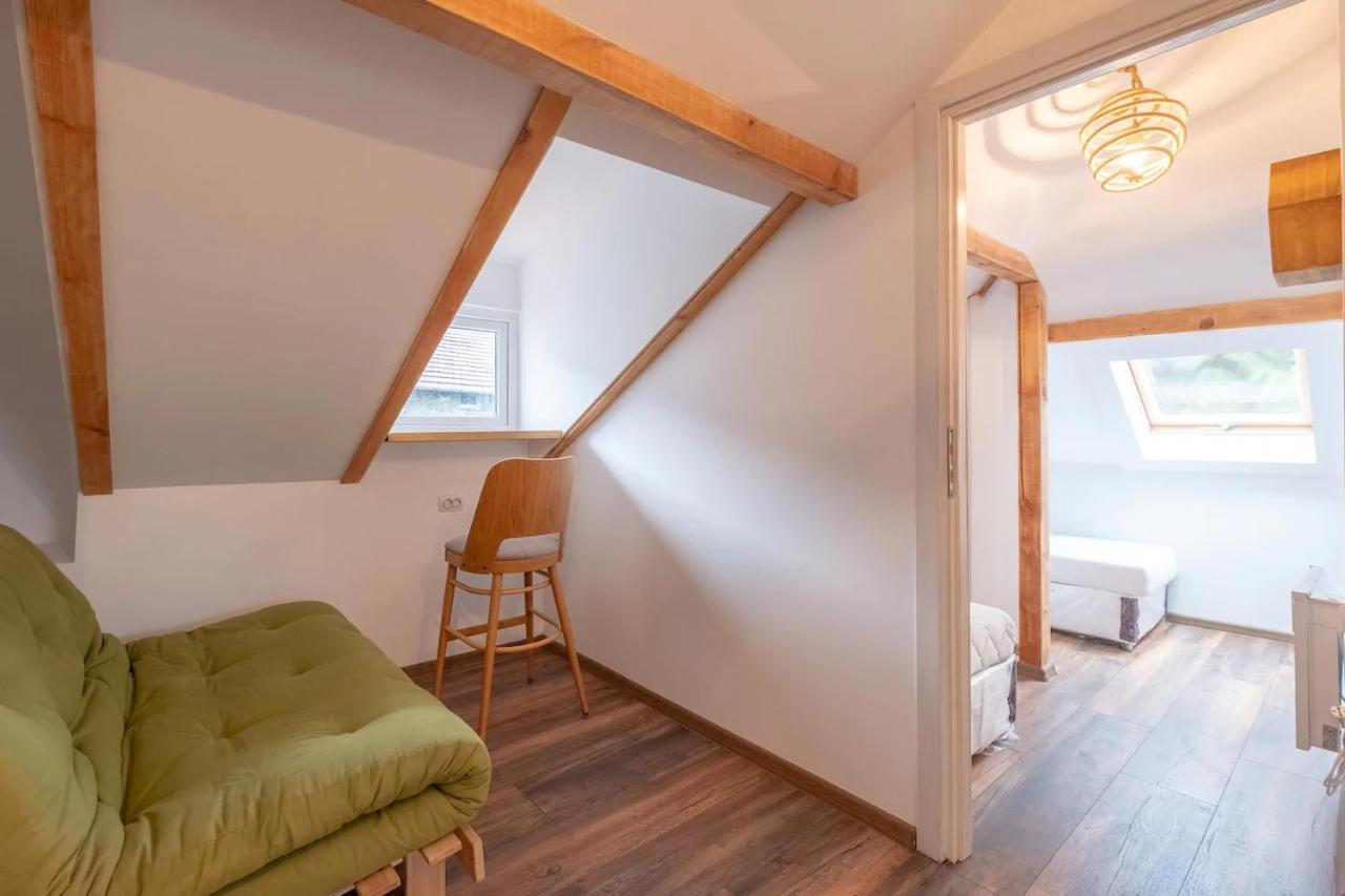 Entire Central House With Guest Rooms & Garden 소피아 외부 사진